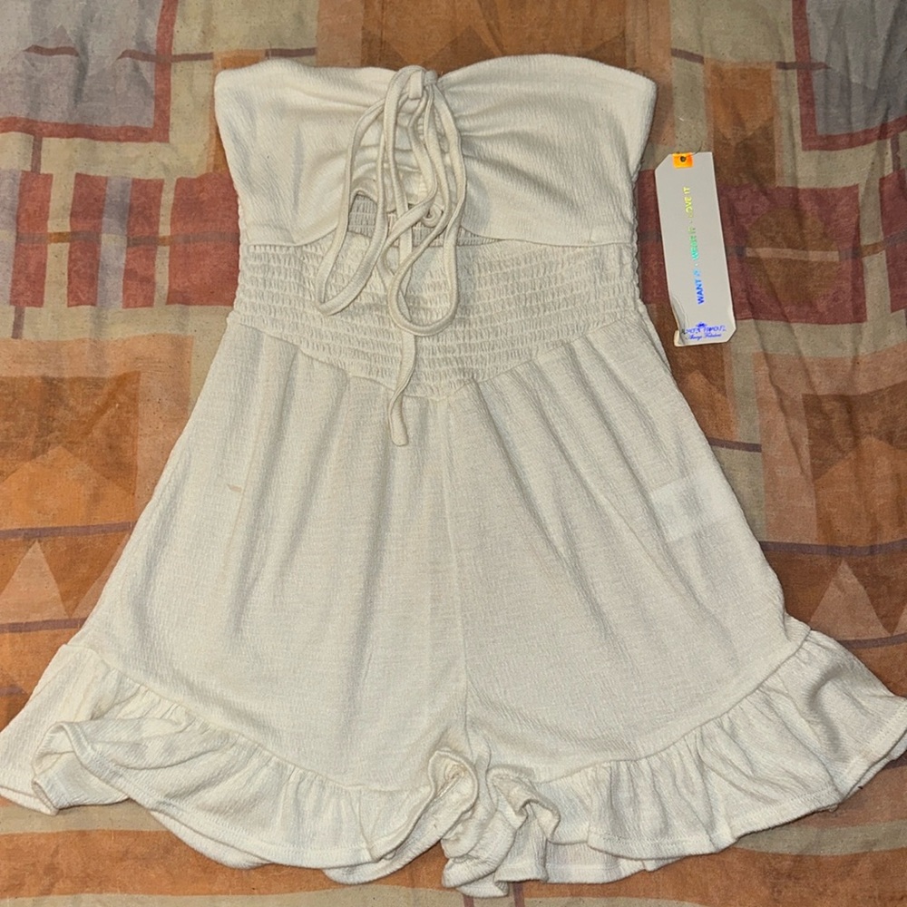 Brand new women’s sleeveless white romper. Size S. Brand Almost Famous.